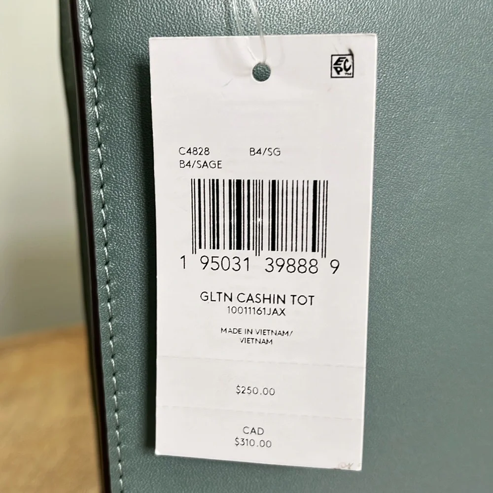 NWT Coach Cashin Mini Tote Top Handle Crossbody in Sage Glovetanned Leather - Picture 14 of 16